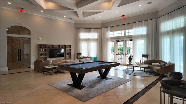 7020 Ambrosia LN 1108, Naples, FL 34119