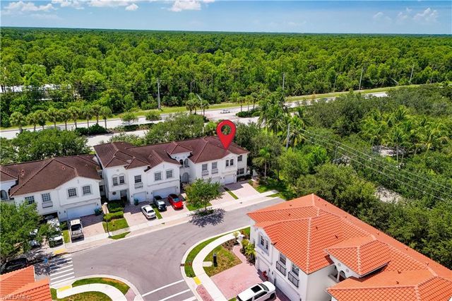 7020 Ambrosia LN 1108, Naples, FL 34119