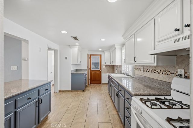 1330 N Fenimore Avenue, Covina, CA 91722