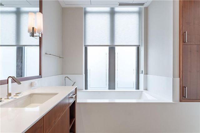 3376 Peachtree NE Road 32A, Atlanta, GA 30326