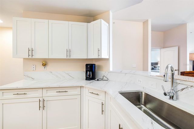 14815 LAGUNA DRIVE 702, Fort Myers, FL 33908