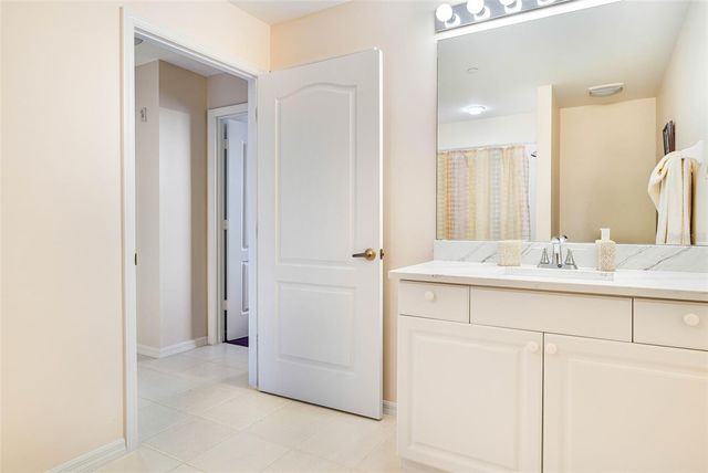 14815 LAGUNA DRIVE 702, Fort Myers, FL 33908