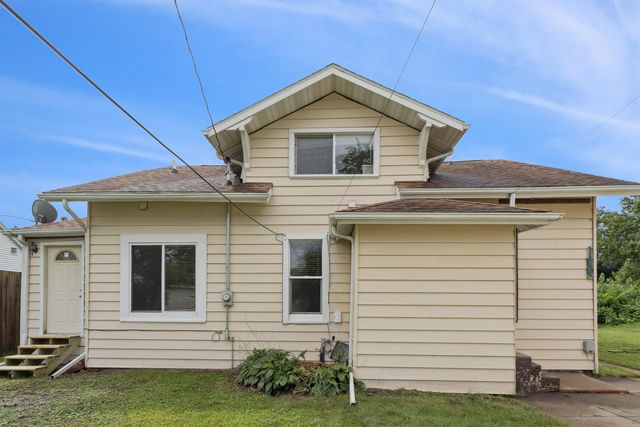 1235 Independence Avenue, Waterloo, IA 50703