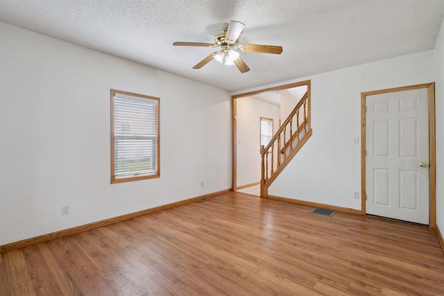 1235 Independence Avenue, Waterloo, IA 50703