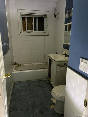 743 Hoffman Avenue, Bellport, NY 11713