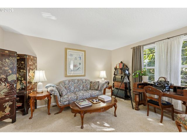 6506 APOLLO Rd, West Linn, OR 97068