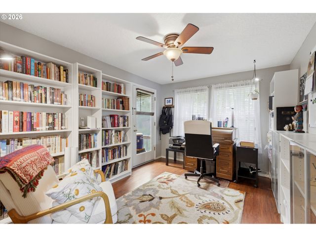 6506 APOLLO Rd, West Linn, OR 97068