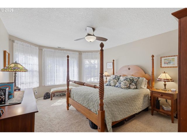 6506 APOLLO Rd, West Linn, OR 97068