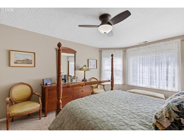 6506 APOLLO Rd, West Linn, OR 97068