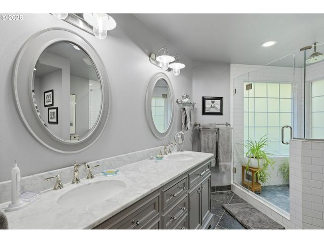 6506 APOLLO Rd, West Linn, OR 97068
