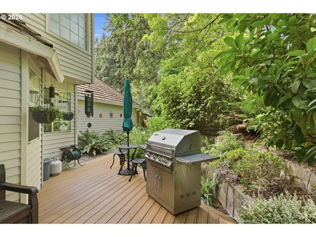 6506 APOLLO Rd, West Linn, OR 97068