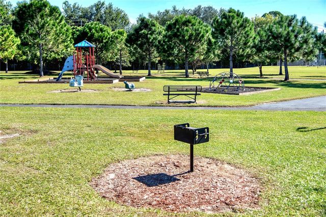 4865 KINGSTON CIRCLE, Kissimmee, FL 34746