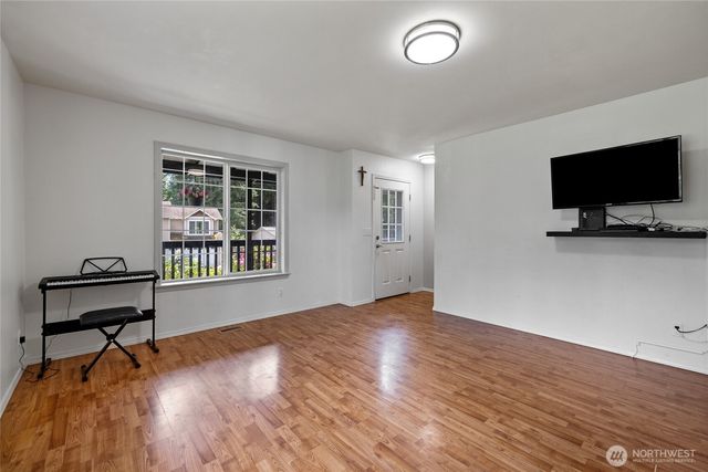8389 SW Harmon Street, Port Orchard, WA 98367