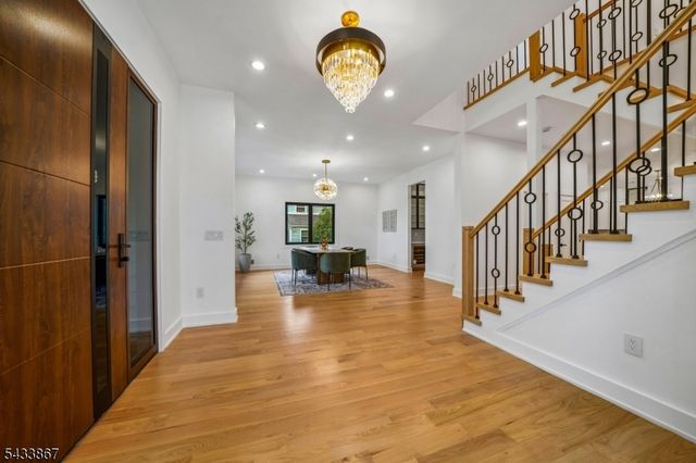 6 Cambridge Dr, Millburn Twp., NJ 07078