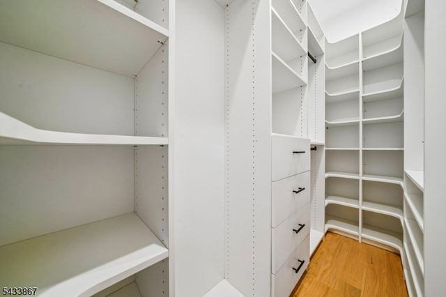 6 Cambridge Dr, Millburn Twp., NJ 07078