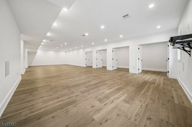 6 Cambridge Dr, Millburn Twp., NJ 07078