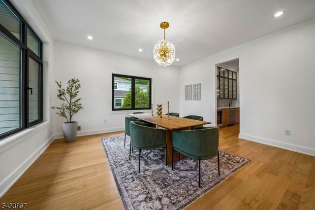 6 Cambridge Dr, Millburn Twp., NJ 07078