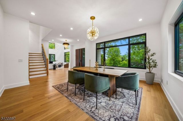 6 Cambridge Dr, Millburn Twp., NJ 07078