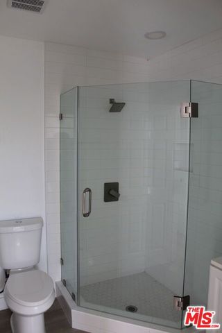 122 S Berendo Street, Los Angeles, CA 90004