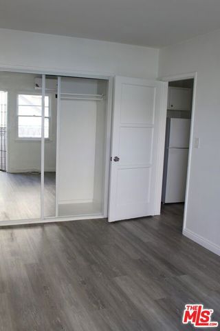 122 S Berendo Street, Los Angeles, CA 90004