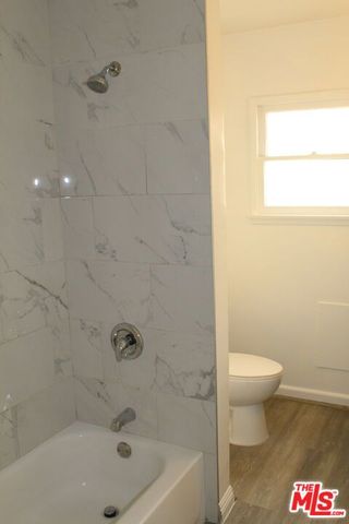 122 S Berendo Street, Los Angeles, CA 90004