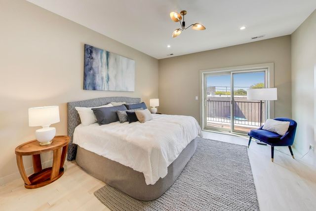 2448 N Clybourn Avenue 1, Chicago, IL 60614