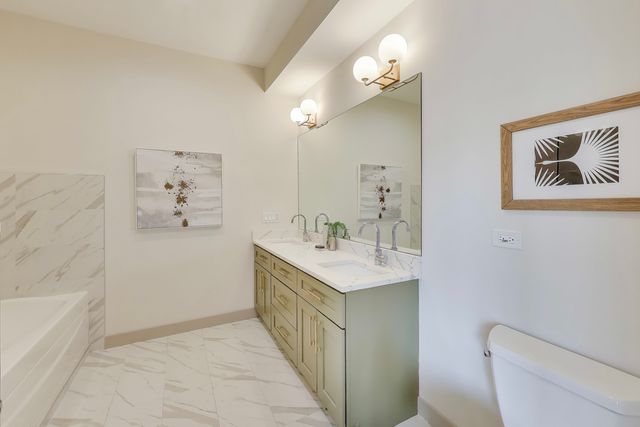 2448 N Clybourn Avenue 1, Chicago, IL 60614