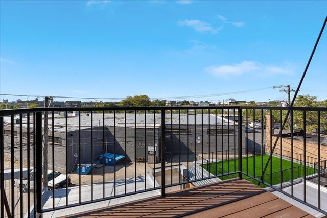 2448 N Clybourn Avenue 1, Chicago, IL 60614