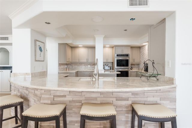 5700 MARINER STREET 702, Tampa, FL 33609