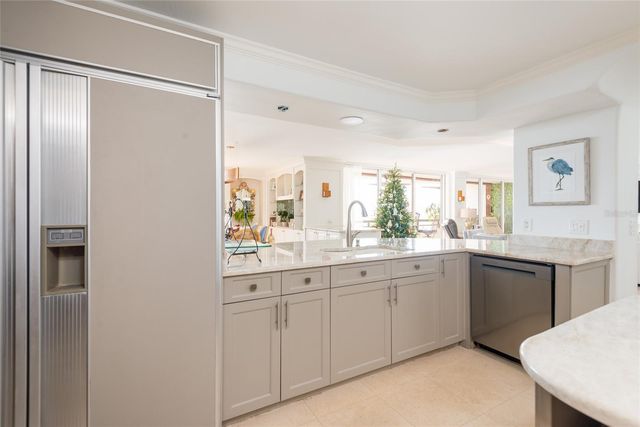 5700 MARINER STREET 702, Tampa, FL 33609