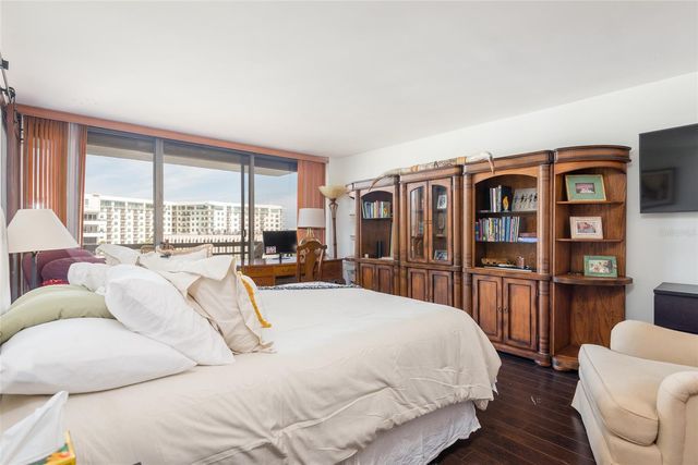 5700 MARINER STREET 702, Tampa, FL 33609