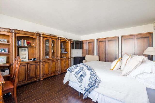 5700 MARINER STREET 702, Tampa, FL 33609