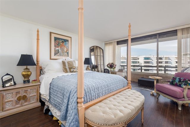 5700 MARINER STREET 702, Tampa, FL 33609