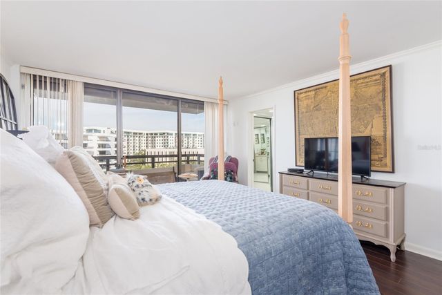 5700 MARINER STREET 702, Tampa, FL 33609