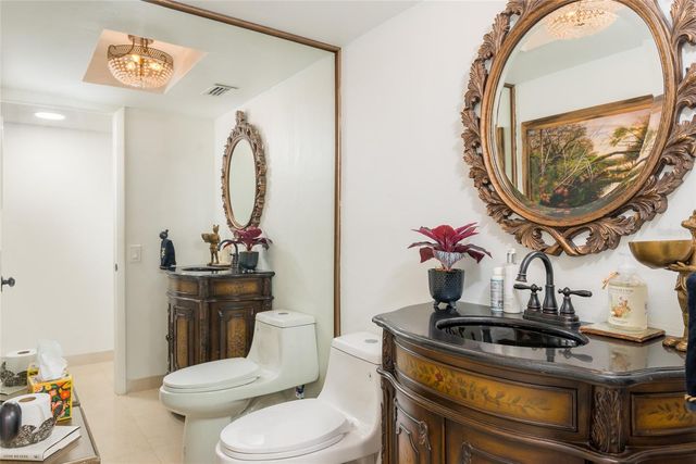 5700 MARINER STREET 702, Tampa, FL 33609