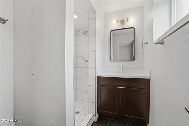 813 E Marlette Avenue, Phoenix, AZ 85014