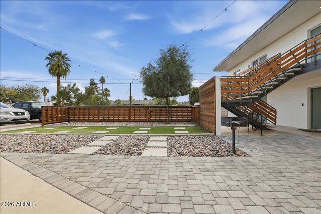 813 E Marlette Avenue, Phoenix, AZ 85014