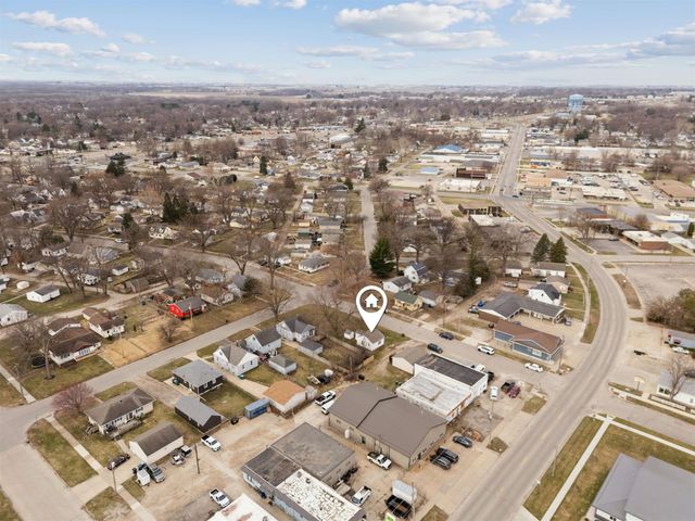 915 Evergreen Avenue, Waterloo, IA 50701