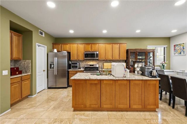 1421 Thatcher Street, Fullerton, CA 92833
