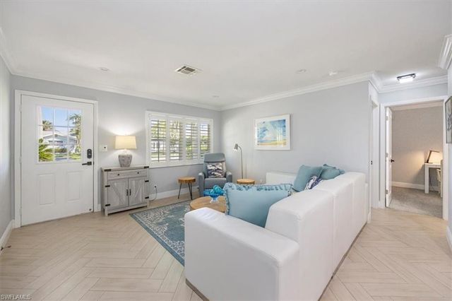 1236 13th AVE N, Naples, FL 34102
