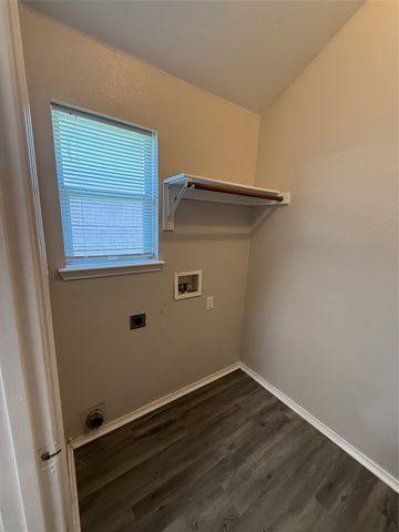 10524 Aransas Drive, Fort Worth, TX 76131