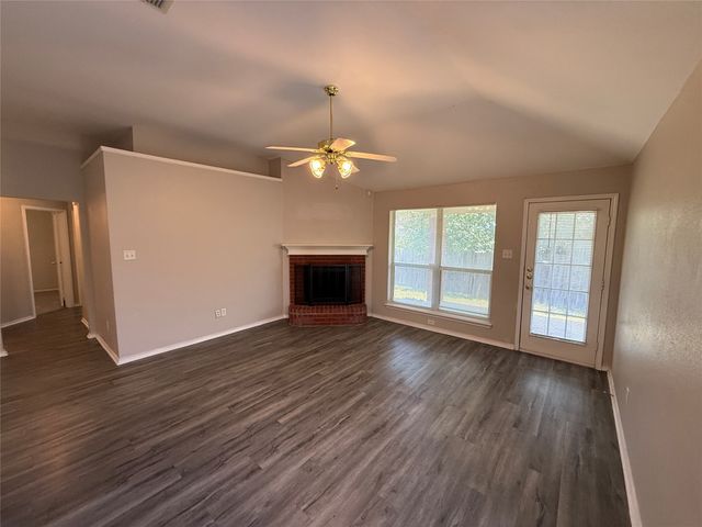 10524 Aransas Drive, Fort Worth, TX 76131