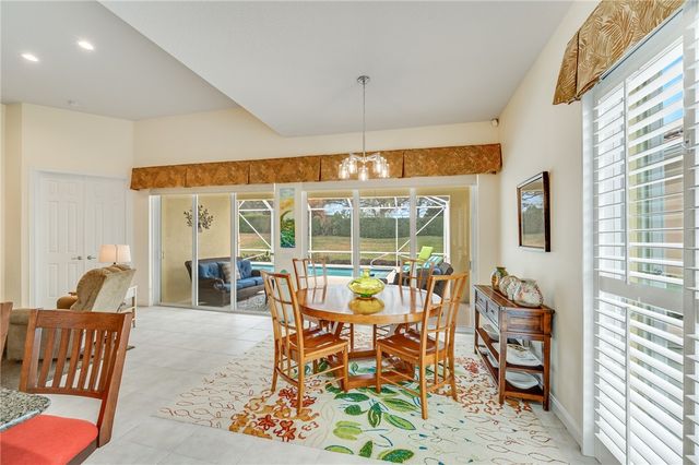5193 Eleuthra Circle, Vero Beach, FL 32967