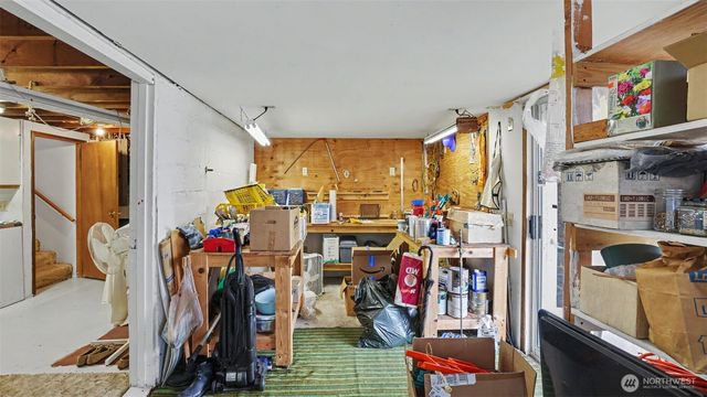 2194 NE 8th Place, Renton, WA 98056