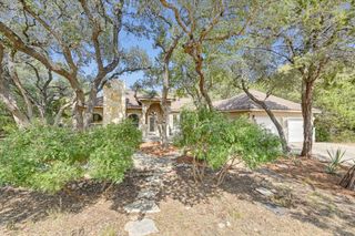 34 WOOD GLEN DR, Wimberley, TX 78676