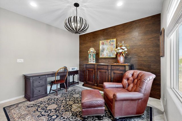 4197 Las Brisas, Santa Fe, NM 87507