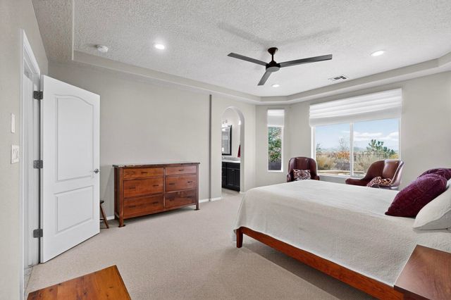 4197 Las Brisas, Santa Fe, NM 87507