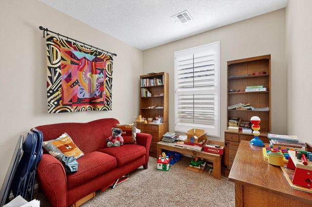 4197 Las Brisas, Santa Fe, NM 87507