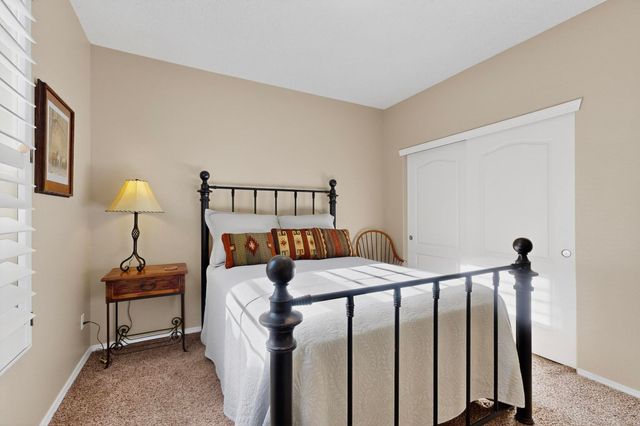 4197 Las Brisas, Santa Fe, NM 87507