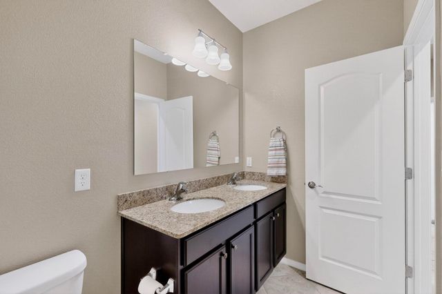 4197 Las Brisas, Santa Fe, NM 87507